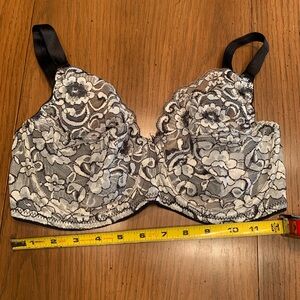 Frederick's of Hollywood Black and White Lace Underwire Bra
